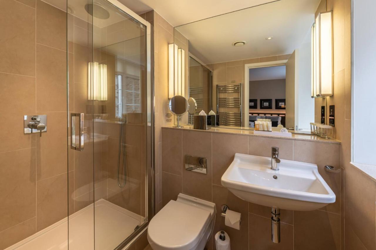 The Resident Victoria 4* Londra